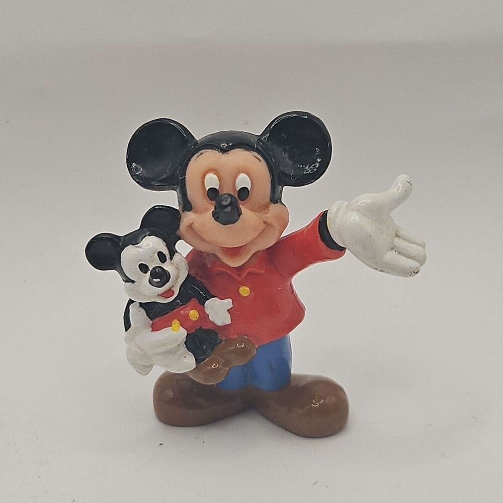Vintage Mickey Mouse 2" PVC Figurine Holding Doll Applause Cake Topper Figure